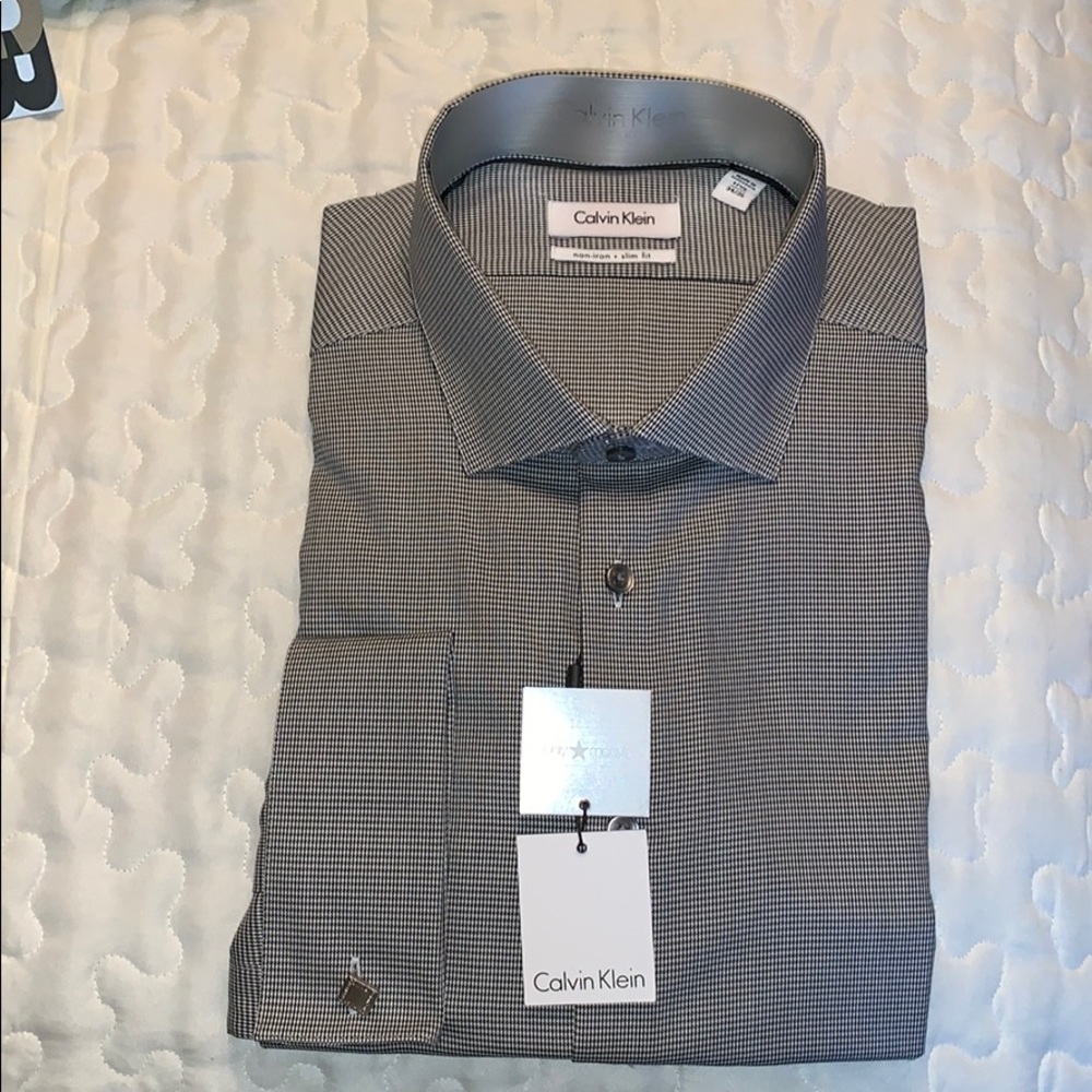 Black Long Sleeve Collar Shirt w/ Cuff Sleeves
